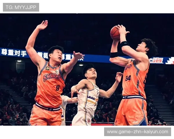 中国男篮展现坚韧意志，中国男篮的辉煌时刻